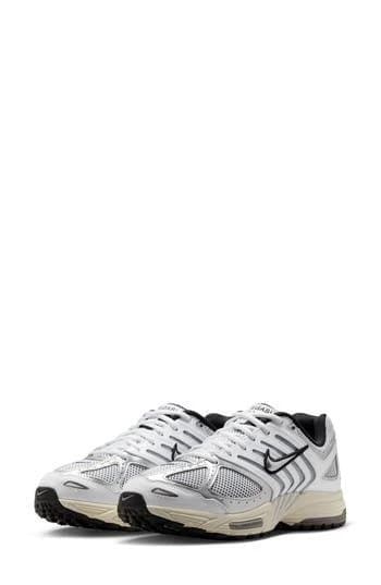 Nike Women's Air Pegasus 2005