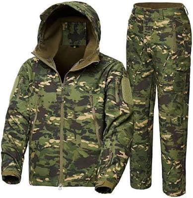 Men's Ultra Silent Water Resistant Softshell Hunting Suit