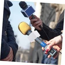 Amazon.com: Alasum 2pcs Portable Abs Square Microphone Flag Logo Station for Interviews Creative Design White Mic Logo Display for Reporters and Hosts : Musical Instruments