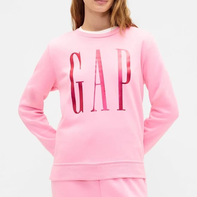 Gap Women's Relaxed Gap Sweatshirt