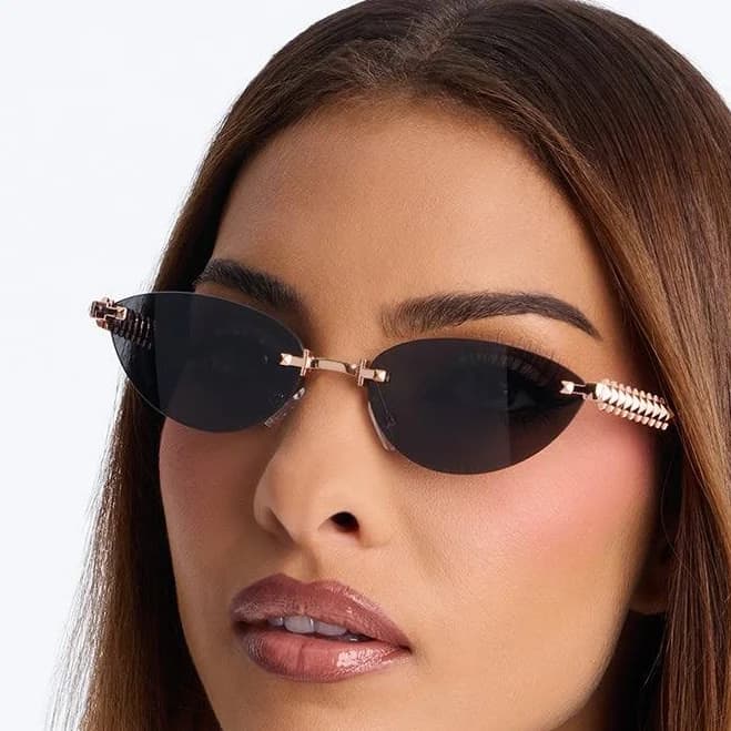 Fashion Nova Women's Rider Cat Eye Sunglasses