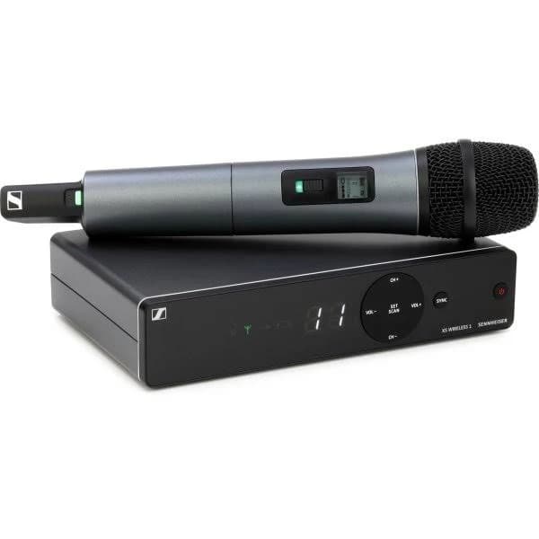Sennheiser XSW 1-835 Wireless Handheld Microphone System