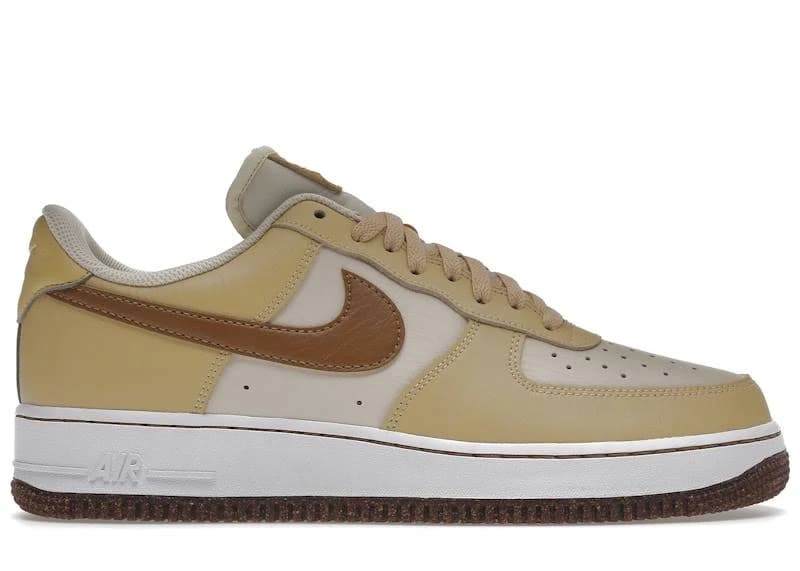 Nike Men's Air Force 1 '07 LV8 Leather Casual Shoes
