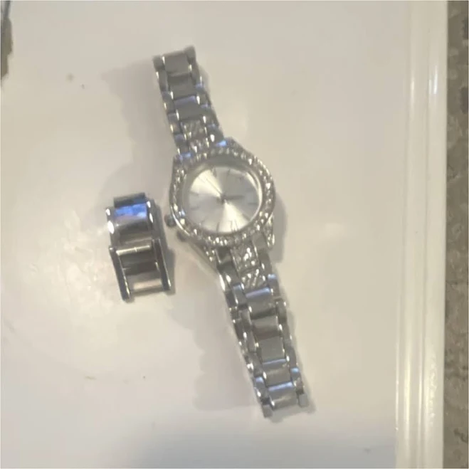 Silver Analog Round Dial Metal Bracelet Watch Extra Link