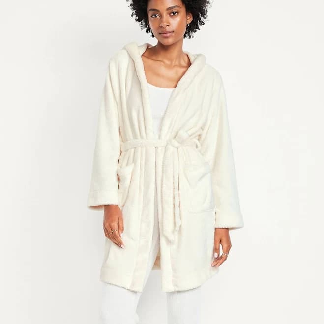 Old Navy Women's Cozy Terry Hooded Robe
