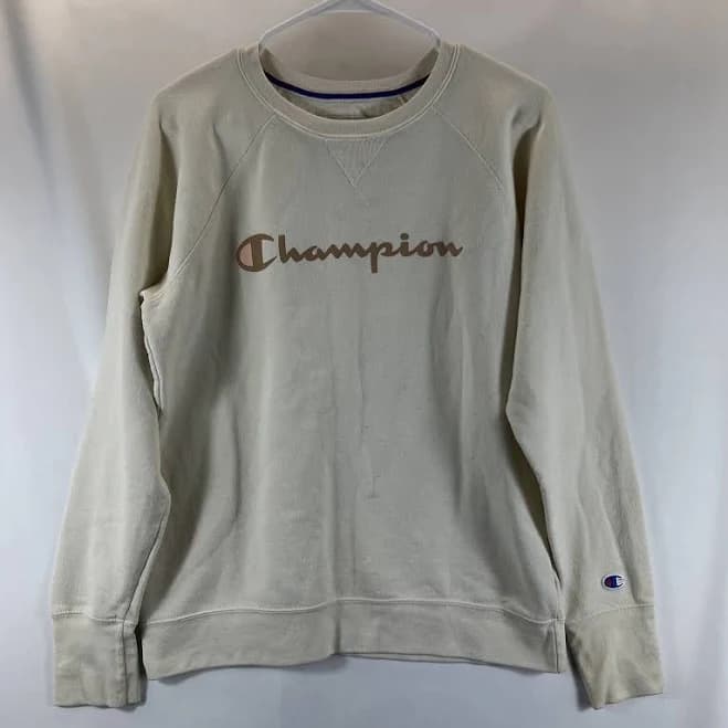 Vintage Champion Women's Ivory Long Sleeve Crewneck Logo Sweatshirt
