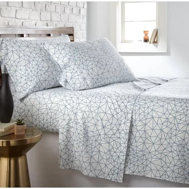 Vilano Choice 4-piece Geometric Maze Printed Sheet Set
