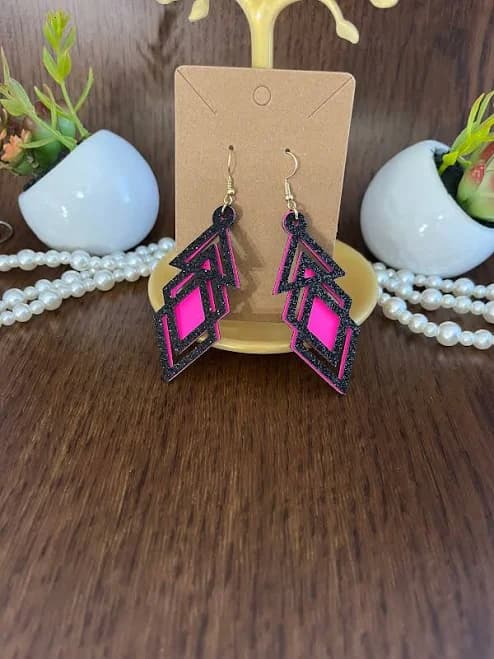 Retro Teardrop Geometric Faux Leather Earrings