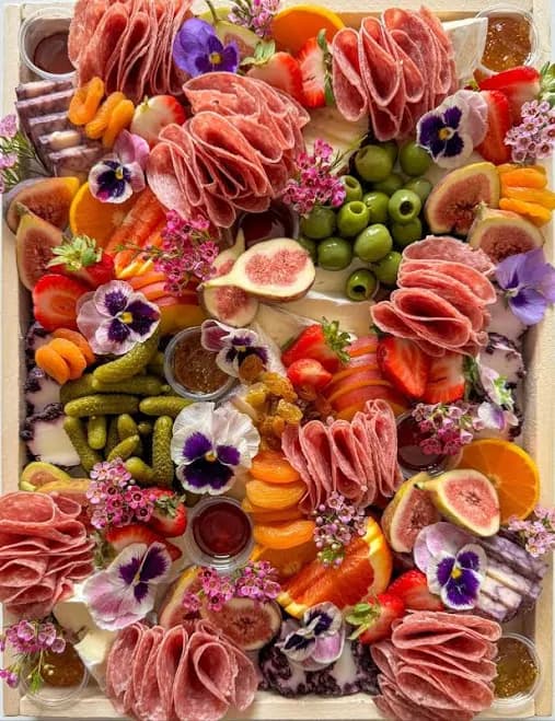 Gourmet Cheese & Charcuterie Tray