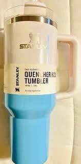 Stanley Quencher H2.0 Flowstate 40oz Tumbler Blue Pool Ombre Blush NWT Brand New
