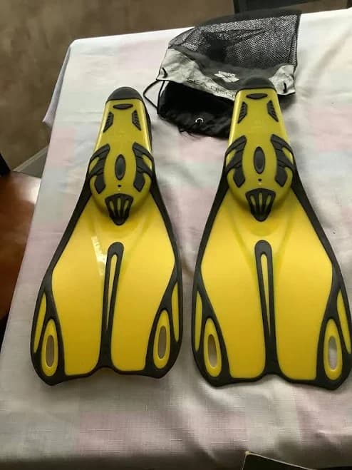 Arena Snorkeling Swimming Flippers Xl W/ Bag Black Yellow