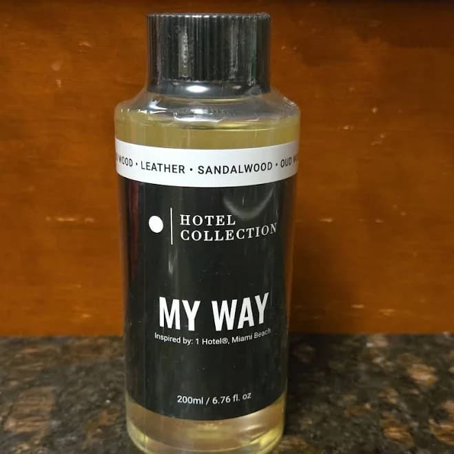 Hotel Collection Oil Refill 200 Ml-my Way-leather Sandalwood Scented