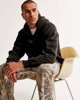Abercrombie & Fitch Men's Essential Hoodie