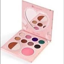 BHCosmetics BH Cosmetics That's Heart Limited Edition Palette