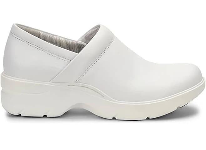 Align Women's Indya Slip-Resistant Leather Clogs