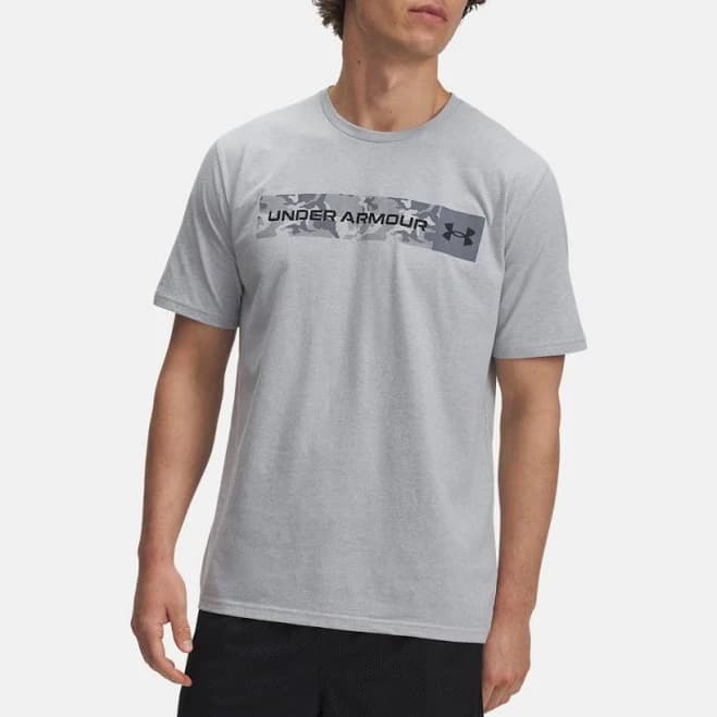 Under Armour Men's Camo Chest Stripe T-Shirt