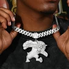 Moissanite Roaring Tiger Pendant | Paw Bail