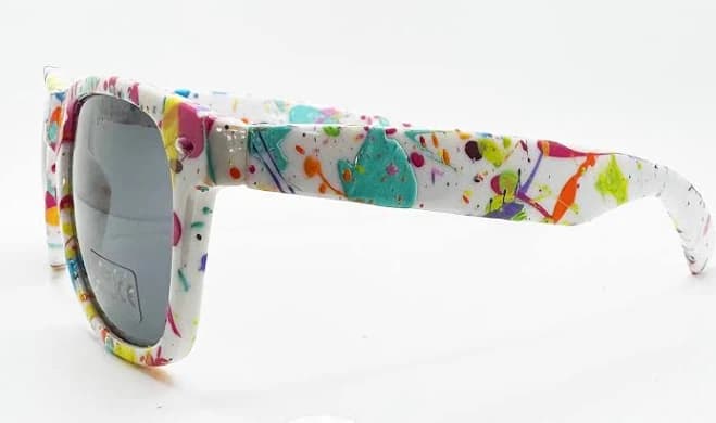 Carnivale Wayfarer Style Sunglasses with Smokey Lense