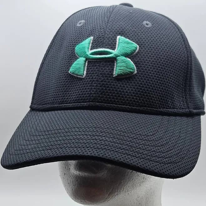 Under Armour Accessories | Under Armour Men's Black Textured Baseball Cap Green Logo Size Md Lg | Color: Black/Green | Size: Md/Lg | Mjpiccolo2007's