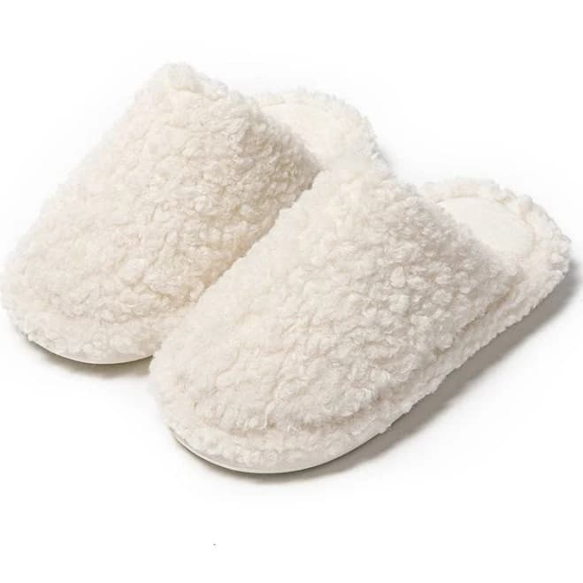 HelloSlippers Pillow-Soft Sherpa Fluffy Slippers