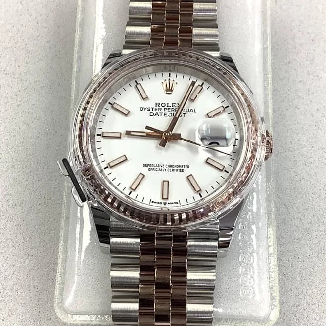 Rolex Datejust 36 Two-Tone Fluted / White / Jubilee | 36mm | 126231-0017 | Steel / Rose Gold | 2025 | Unworn