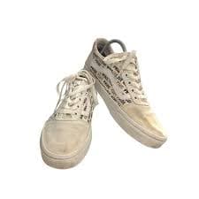 Vans | Shoes | Vans 5074 Women Size 9 Off White Pride Love Wins Canvas Sneaker Skate Shoes | Poshmark