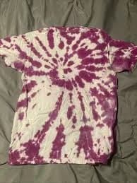 Vintage purple and white tie die t shirt. Size Small