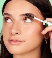 Amazon.com : Petite 'n Pretty Feather Stretch Tubing Washable Mascara - Makeup for Kids, Tweens and Teens - Extends lashes, Easy to Apply & Remove - Non Toxic & Made in the