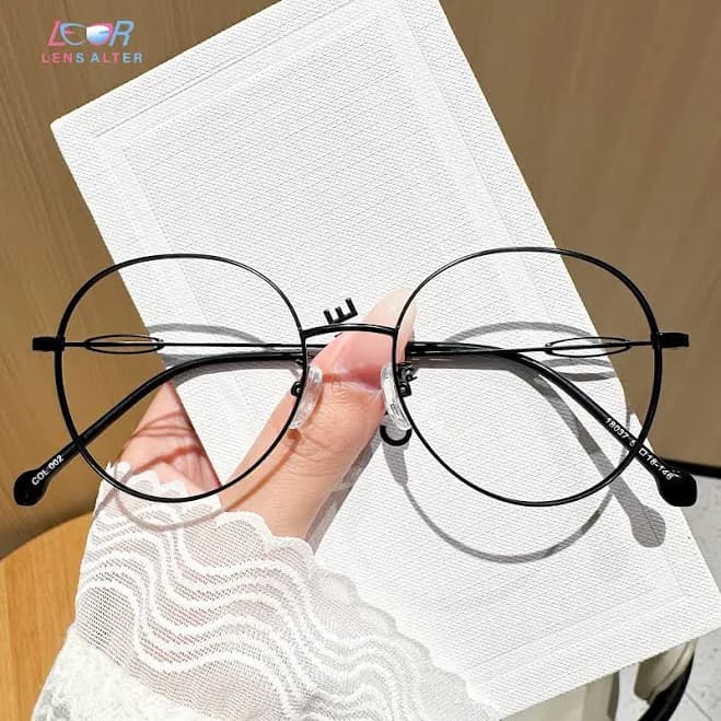 Esme Black Round Eyeglasses For Women | LensAlter.com Black