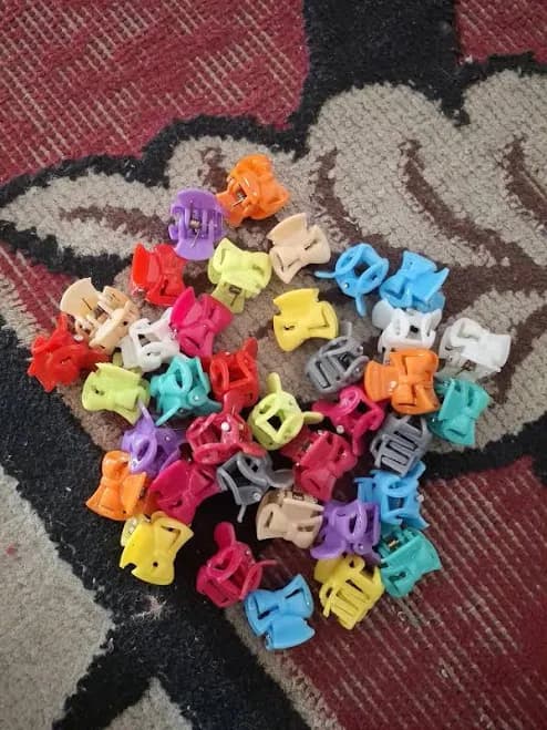 Mini Plastic Hair Claw Clips