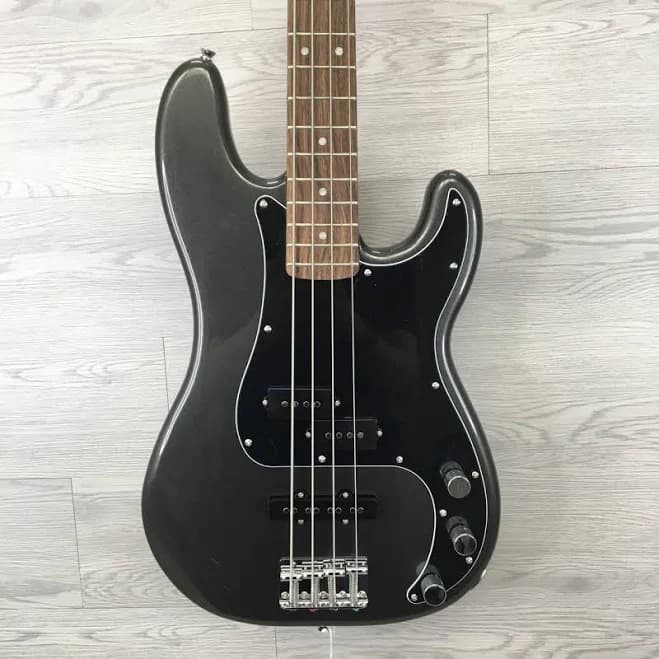 Squier Affinity Series Precision Bass PJ