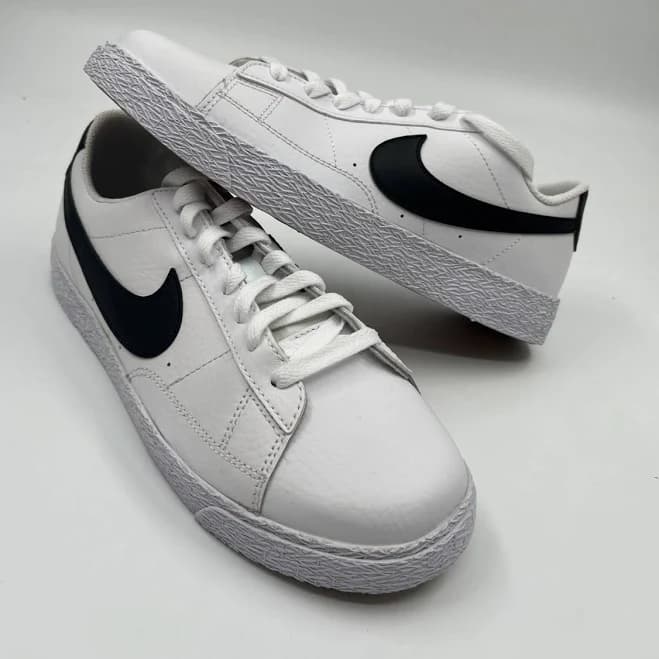 Youth Nike Blazer Low Gs White/black Size 7y/8.5w Cz7576 103