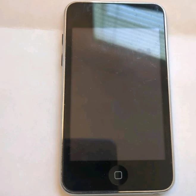 Apple Ipod Touch 3th Generation Black Mp3 Player, 8gb