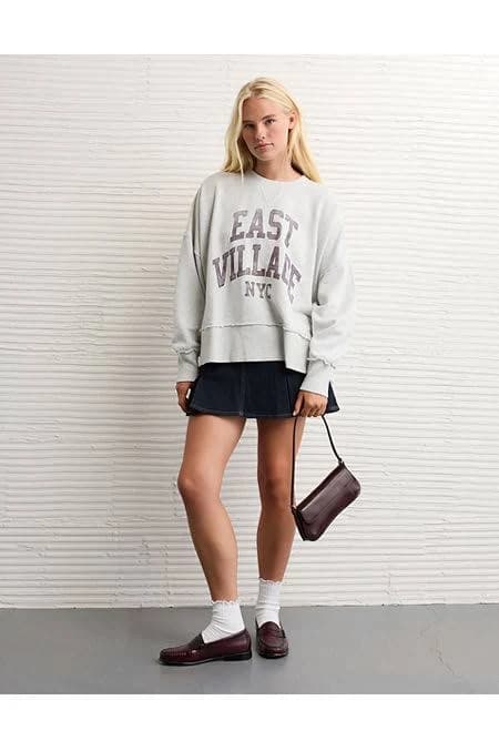 AE Big Hug Graphic Sweatshirt