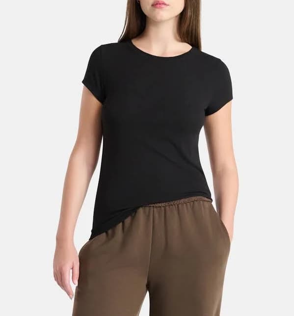 No Boundaries Women's Crew Neck Short Sleeve Tee