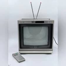 Vintage Sony Trinitron Color CRT TV Model KV-1222RS 12 Inch Works With Remote