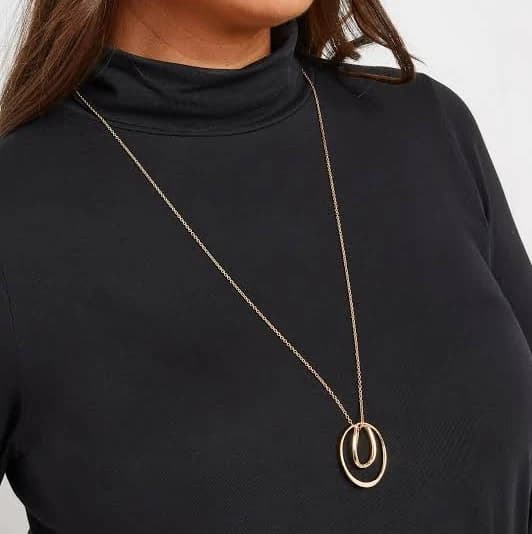Yours Women's Circle Pendant Necklace