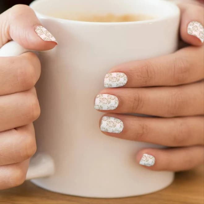 Elegant Gold Glitter Tiger Print White Design Minx Nail Art