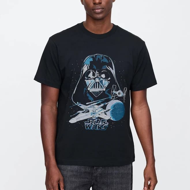 Gap Men's Star Wars Everyday Soft Relaxed Graphic T-Shirt
