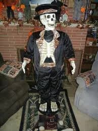 Animated 5 Foot Life Size Flashy Dan Singing Skeleton Halloween Prop as - is