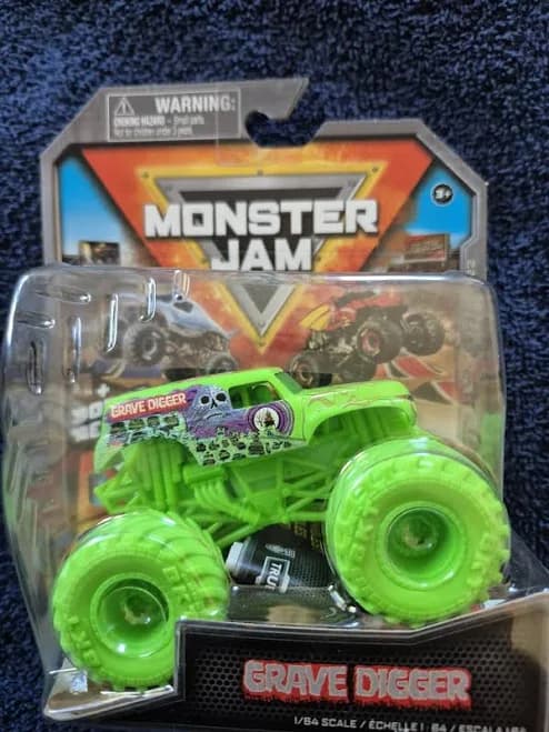 Monster Jam Grave Digger 1:64 Monster Truck