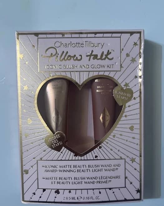 Charlotte Tilbury Pillow Talk Iconic Blush and Glow Kit