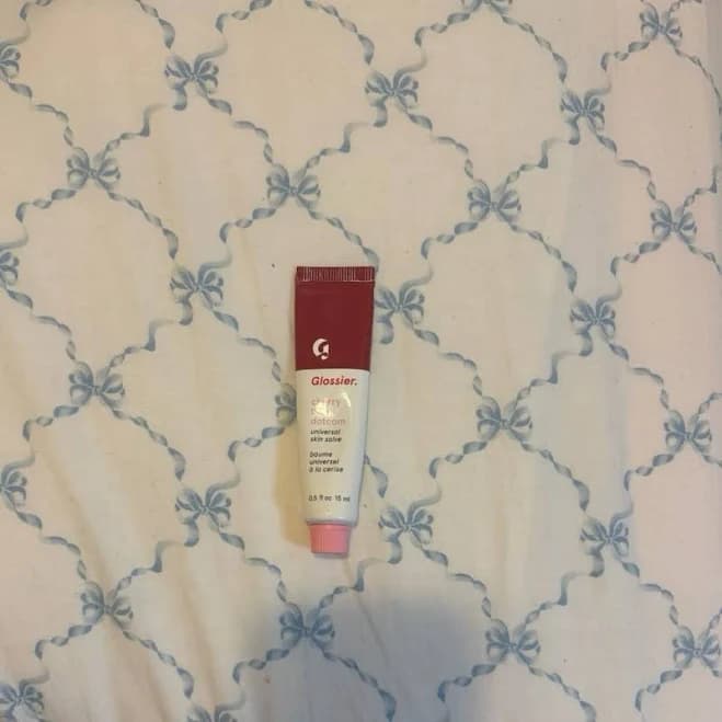 Glossier Cherry Og Balm Dot Com - Beauty