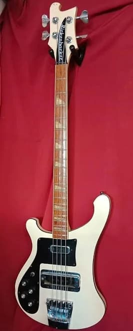 Rickenbacker 4001 Whiteglo
