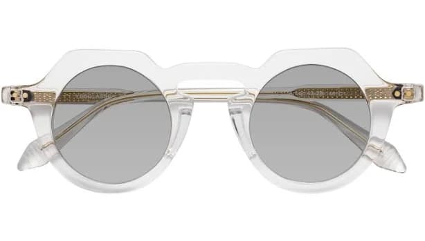 Retro-Vintage Round Tinted Sunglasses with Keyhole Bridge