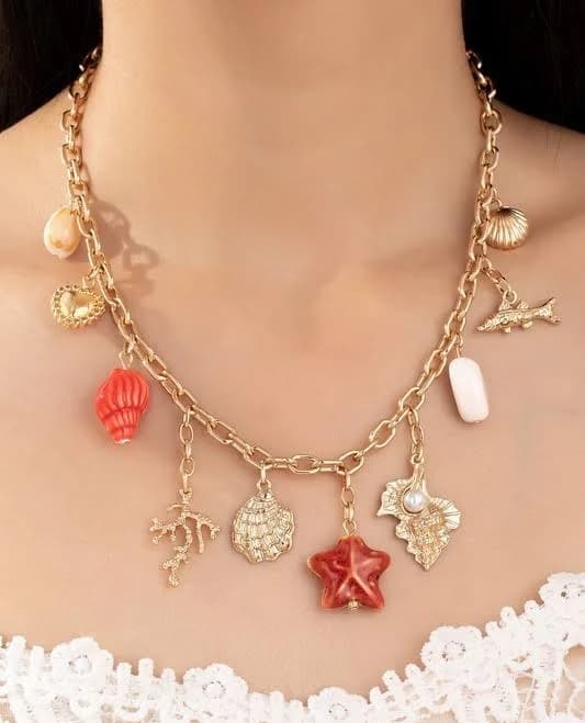 Seaside Charm Statement Necklace – Gold-tone With Shell & Starfish
