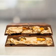 Viral Dubai Salted Caramel Pretzel Creme Crush Ultimate Chocolate Bar – The Dodo Chocolates