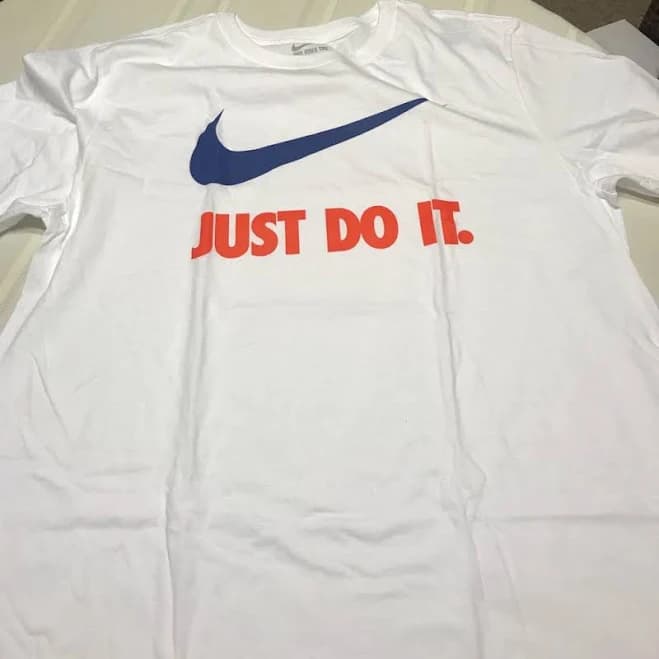 Nike Men's Just Do It Swoosh T-Shirt