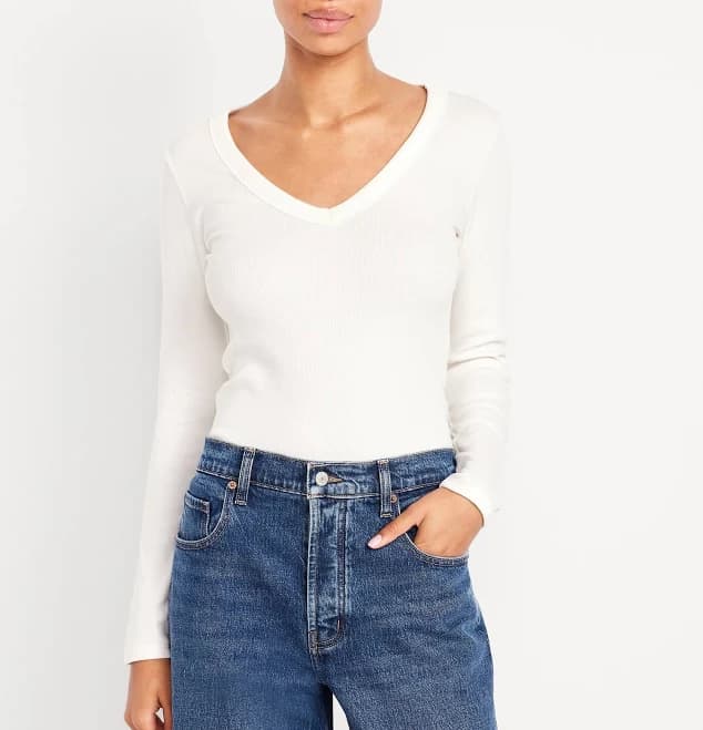 Old Navy Women's Cozy Snug Long-Sleeve V-Neck T-Shirt