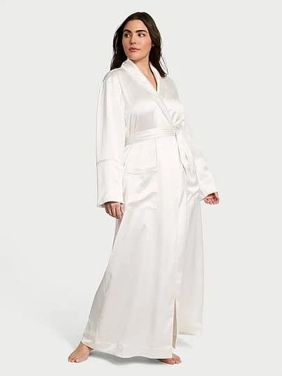 Victoria's Secret Women's Luxe Satin Long Robe